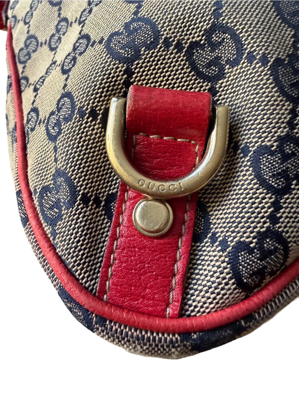 SOLD - Authentic Vintage Gucci Abbey Canvas D Ring Hobo COA included - Picture 6 of 16
